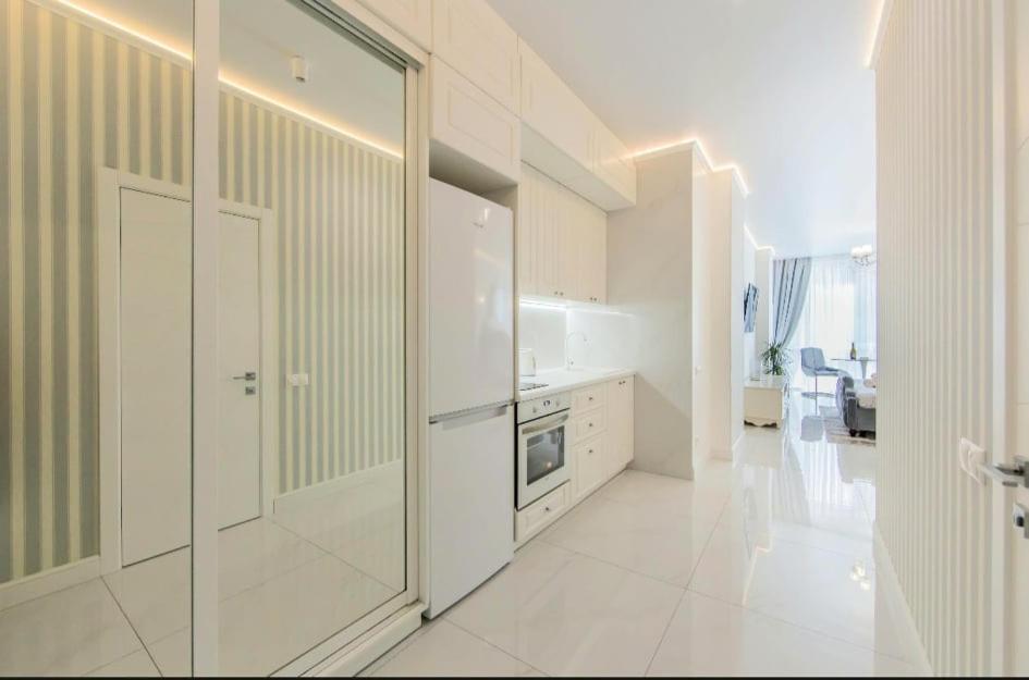 1 Room 50M2 Center Of Obolon Near River Side. Smart Plaza Κίεβο Εξωτερικό φωτογραφία